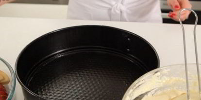 Шаг 2: классической шарлотки