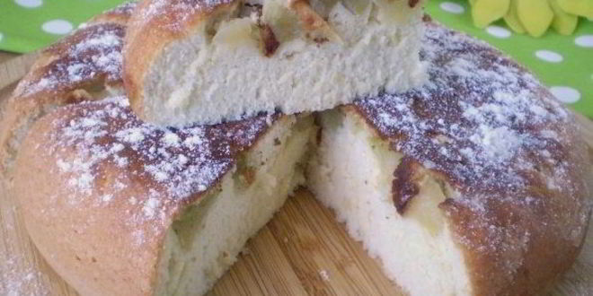 Рецепт шарлотки без дрожжей