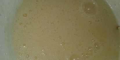 Шаг 3: шарлотки из яблок с карамелью