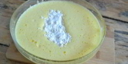 Шаг 5: шарлотки классической с яблоками