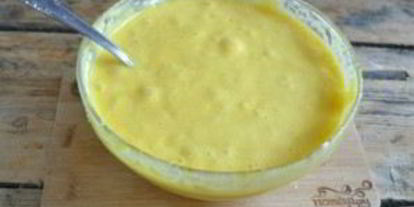 Шаг 6: шарлотки классической с яблоками