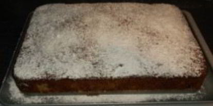 Шаг 7: шарлотки на йогурте с яблоками