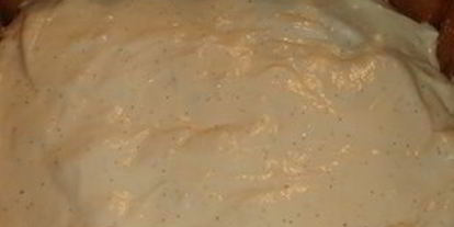 Шаг 19: шарлотки с шоколадно-малиновым муссом и воздушным ванильным кремом