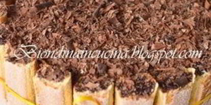 Шаг 20: шарлотки с шоколадно-малиновым муссом и воздушным ванильным кремом