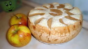 Рецепт Шарлотки с творогом в мультиварке