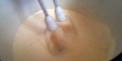 Шаг 2: шарлотки с творогом в мультиварке