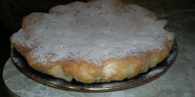 Рецепт шарлотки с виноградом