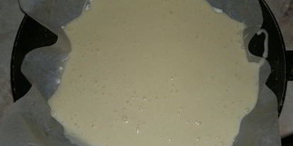 Шаг 2: шарлотки с виноградом