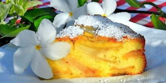 Рецепт шарлотки с яблоками по-домашнему в духовке