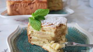 Рецепт Шарлотки с яблоком