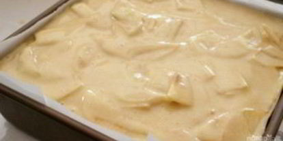 Шаг 8: шарлотки с яблоком