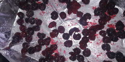 Шаг 3: вишневой шарлотки