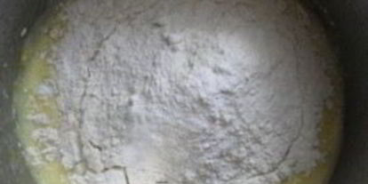 Шаг 2: яблочно-грушевой шарлотка