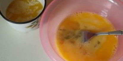 Шаг 4: заливной шарлотки с луком