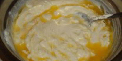 Шаг 5: заливной шарлотки с луком