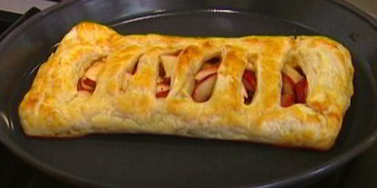 Шаг 11: быстрого яблочного штруделя с изюмом, миндалем и корицей