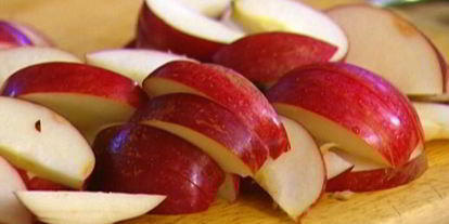 Шаг 3: быстрого яблочного штруделя с изюмом, миндалем и корицей