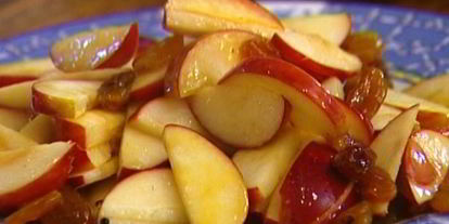 Шаг 5: быстрого яблочного штруделя с изюмом, миндалем и корицей