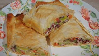 Рецепт Овощного штруделя с фасолью и паприкой