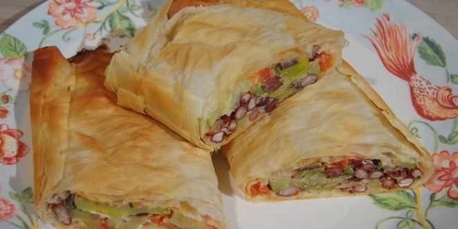 Рецепт овощного штруделя с фасолью и паприкой