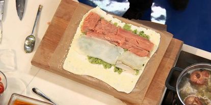 Шаг 2: штруделя с горбушей и нутовой пастой