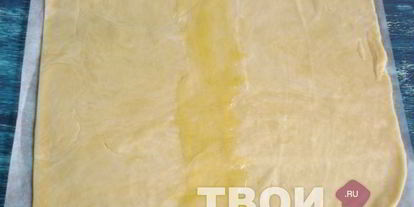 Шаг 4: штруделя с грушей и сыром дор блю