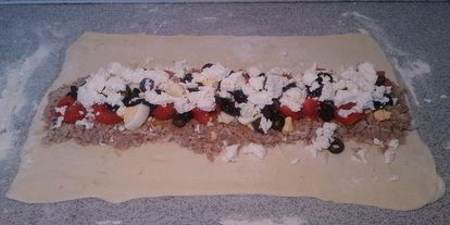 Шаг 10: штруделя с тунцом