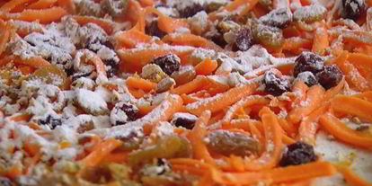 Шаг 9: штруделя с тыквой, изюмом и вяленой вишней