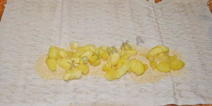 Шаг 6: штруделя с яблоками из лаваша