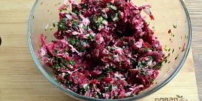 Шаг 4: штруделя со свеклой, сыром и шпинатом