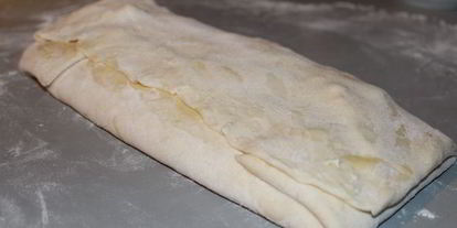 Шаг 7: ванильного штруделя с яблоком, сливами и творогом