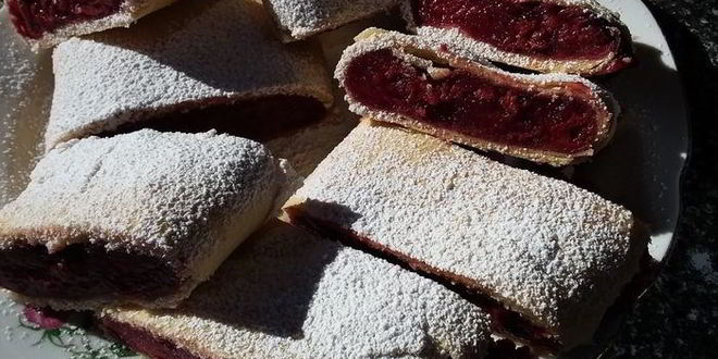 Рецепт вишневого штруделя