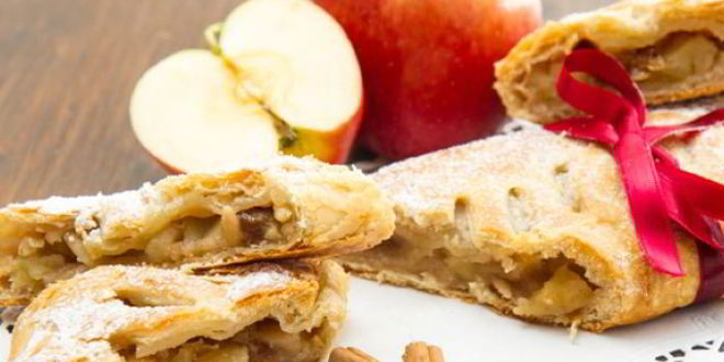 Рецепт яблочного штруделя с миндалема