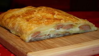 Рецепт Закусочного штруделя с сосисками