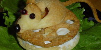 Шаг 8: слоек мышка на сыре