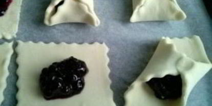 Шаг 3: слоек с черникой