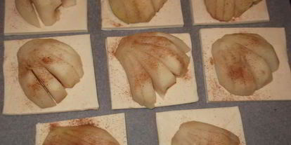 Шаг 5: слоек с грушей