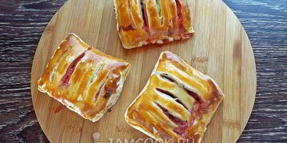 Шаг 10: слоек с клубникого иза слоеного тест