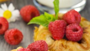 Рецепт Слоек с малиновым вареньем