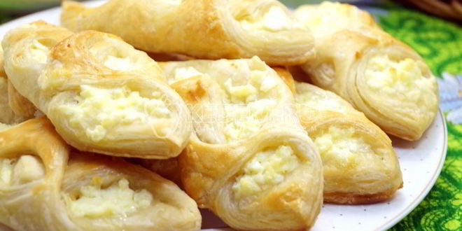 Рецепт слоек с творогом любимые