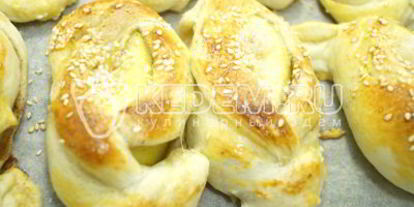 Шаг 8: слоек с яблоками