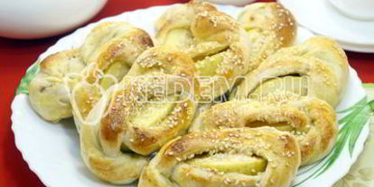 Шаг 9: слоек с яблоками