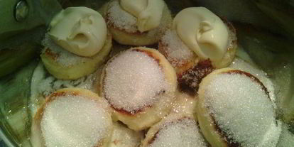 Шаг 4: нежных сырников с ванилью, томленные в сливочном соусе