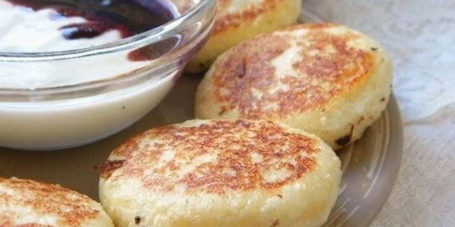 Рецепт Полезных сырников с хлопьями