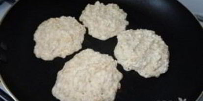 Шаг 3: полезных сырников с отрубями