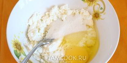 Шаг 5: пышных сырников с манкой