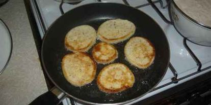 Шаг 16: сырников с колбасой