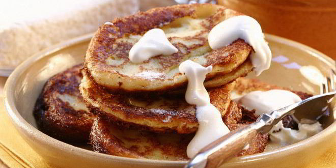 Рецепт Сырников с курагой в духовке — вкусного и полезного блюдо