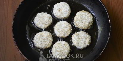 Шаг 6: сырников с овсяными хлопьями без муки