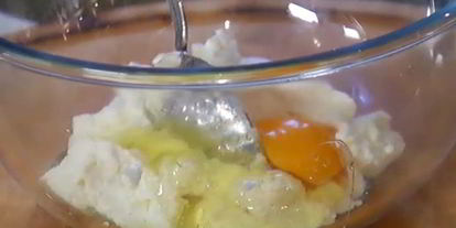 Шаг 2: сырников с рисом и изюмом